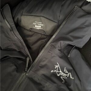 Men’s medium Arc’teyrx Tauri jacket in black